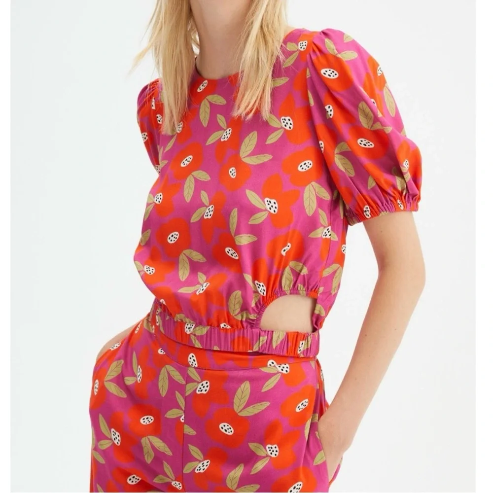 Floral Red Women's Pantsuit - Picture 5 of 8